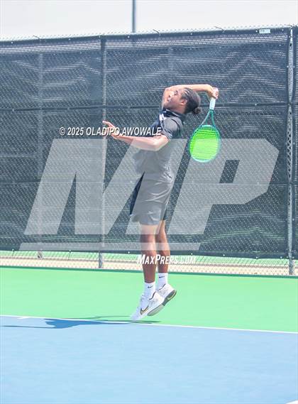 Thumbnail 2 in UIL 3A Boys Tennis (Semifinals) photogallery.