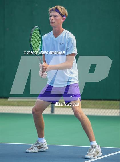 Thumbnail 3 in UIL 3A Boys Tennis (Semifinals) photogallery.