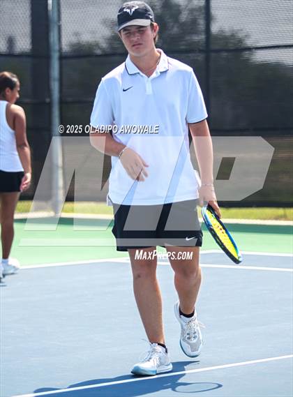 Thumbnail 3 in UIL 3A Boys Tennis (Semifinals) photogallery.