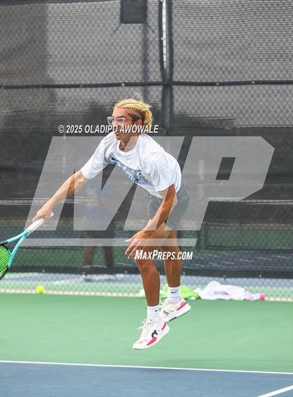 Thumbnail 2 in UIL 3A Boys Tennis (Semifinals) photogallery.