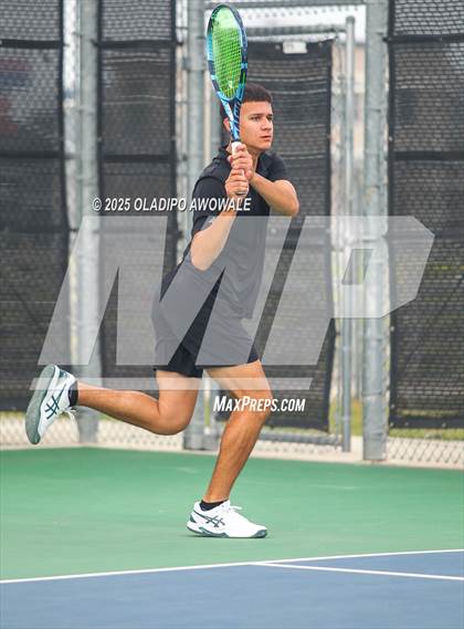 Thumbnail 2 in UIL 3A Boys Tennis (Semifinals) photogallery.