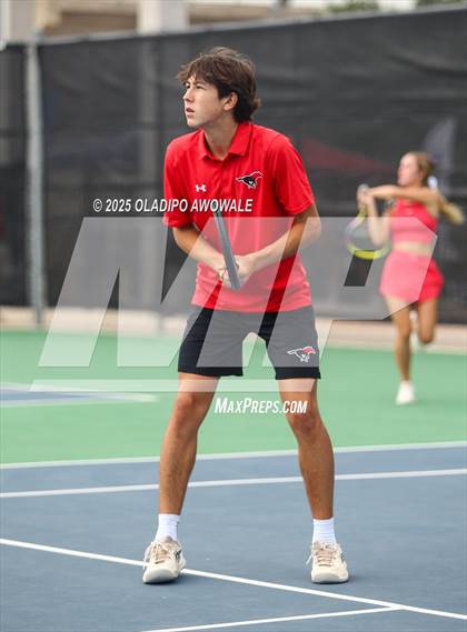 Thumbnail 2 in UIL 3A Boys Tennis (Semifinals) photogallery.