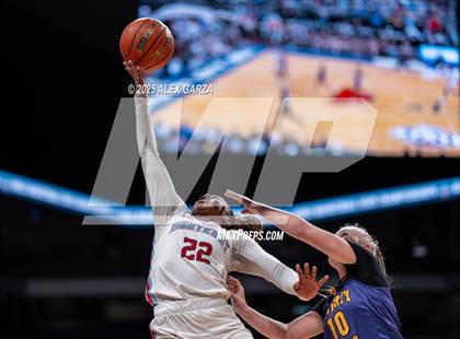 Thumbnail 3 in Liberty Hill vs. Monterey (UIL 5A Basketball Division II Final) photogallery.