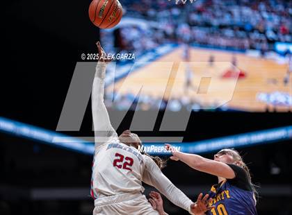 Thumbnail 1 in Liberty Hill vs. Monterey (UIL 5A Basketball Division II Final) photogallery.