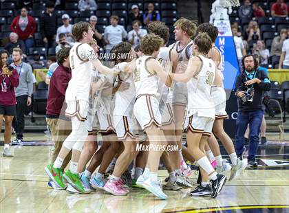 Thumbnail 3 in Jefferson City vs. De Smet Jesuit (MSHSAA Class 5 Championship) photogallery.