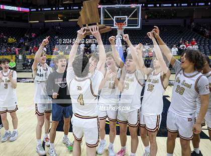 Thumbnail 3 in Jefferson City vs. De Smet Jesuit (MSHSAA Class 5 Championship) photogallery.