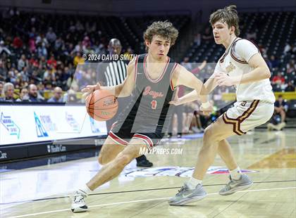 Thumbnail 1 in Jefferson City vs. De Smet Jesuit (MSHSAA Class 5 Championship) photogallery.