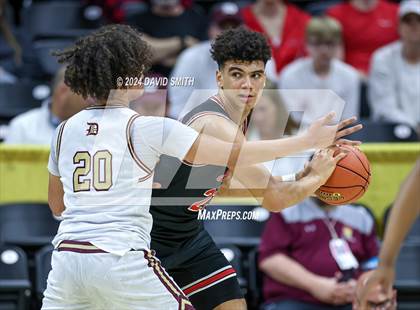 Thumbnail 2 in Jefferson City vs. De Smet Jesuit (MSHSAA Class 5 Championship) photogallery.