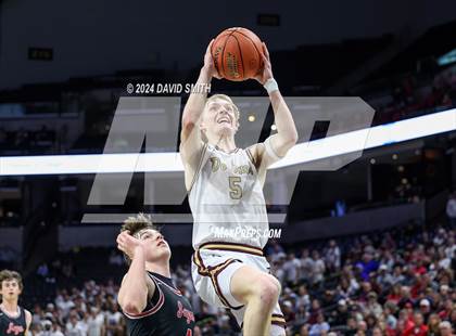 Thumbnail 1 in Jefferson City vs. De Smet Jesuit (MSHSAA Class 5 Championship) photogallery.