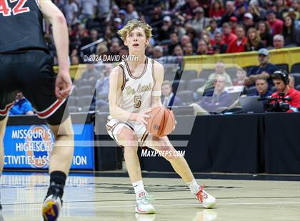 Thumbnail 2 in Jefferson City vs. De Smet Jesuit (MSHSAA Class 5 Championship) photogallery.