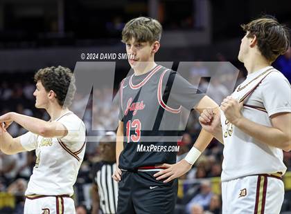 Thumbnail 2 in Jefferson City vs. De Smet Jesuit (MSHSAA Class 5 Championship) photogallery.