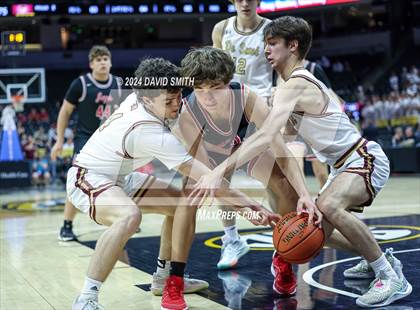 Thumbnail 1 in Jefferson City vs. De Smet Jesuit (MSHSAA Class 5 Championship) photogallery.