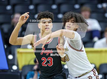Thumbnail 1 in Jefferson City vs. De Smet Jesuit (MSHSAA Class 5 Championship) photogallery.