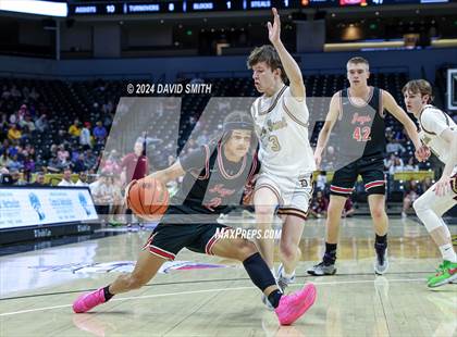 Thumbnail 1 in Jefferson City vs. De Smet Jesuit (MSHSAA Class 5 Championship) photogallery.