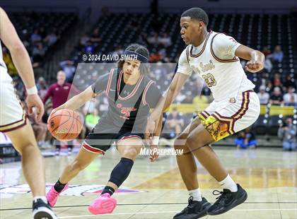 Thumbnail 3 in Jefferson City vs. De Smet Jesuit (MSHSAA Class 5 Championship) photogallery.
