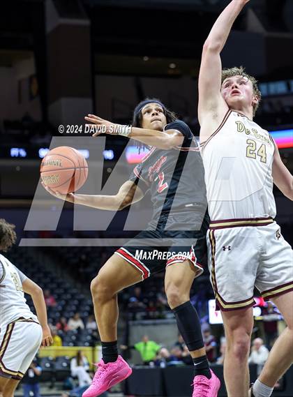Thumbnail 3 in Jefferson City vs. De Smet Jesuit (MSHSAA Class 5 Championship) photogallery.