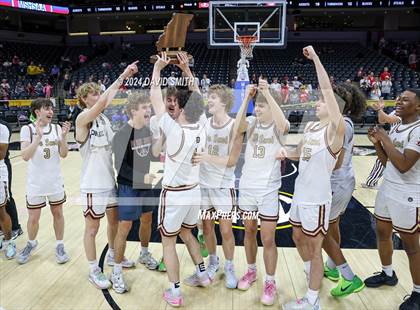 Thumbnail 2 in Jefferson City vs. De Smet Jesuit (MSHSAA Class 5 Championship) photogallery.