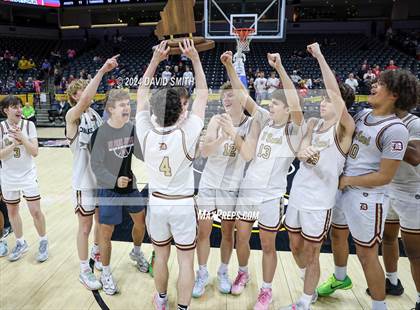 Thumbnail 1 in Jefferson City vs. De Smet Jesuit (MSHSAA Class 5 Championship) photogallery.