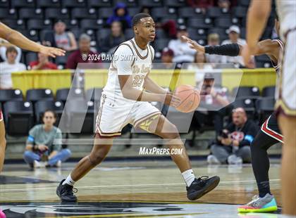 Thumbnail 2 in Jefferson City vs. De Smet Jesuit (MSHSAA Class 5 Championship) photogallery.