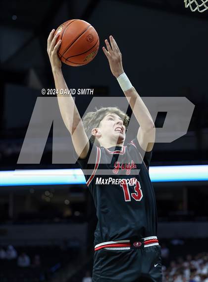 Thumbnail 3 in Jefferson City vs. De Smet Jesuit (MSHSAA Class 5 Championship) photogallery.