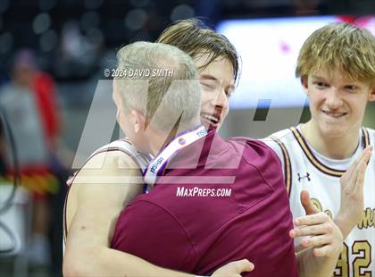 Thumbnail 2 in Jefferson City vs. De Smet Jesuit (MSHSAA Class 5 Championship) photogallery.