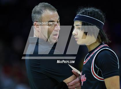 Thumbnail 1 in Jefferson City vs. De Smet Jesuit (MSHSAA Class 5 Championship) photogallery.
