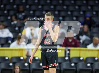 Thumbnail 3 in Jefferson City vs. De Smet Jesuit (MSHSAA Class 5 Championship) photogallery.