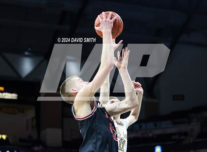 Thumbnail 2 in Jefferson City vs. De Smet Jesuit (MSHSAA Class 5 Championship) photogallery.