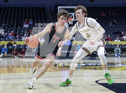 Thumbnail 3 in Jefferson City vs. De Smet Jesuit (MSHSAA Class 5 Championship) photogallery.