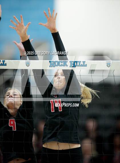 Thumbnail 1 in Liberty vs Lovejoy (UIL 5A Volleyball Regional Final Division 2) photogallery.