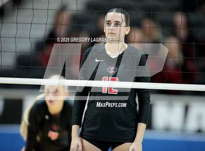 Thumbnail 1 in Liberty vs Lovejoy (UIL 5A D2 Volleyball Region Final) photogallery.
