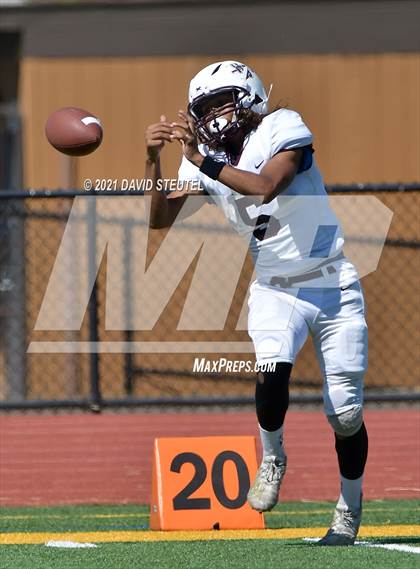 Thumbnail 1 in Johnson @ Encina Prep photogallery.