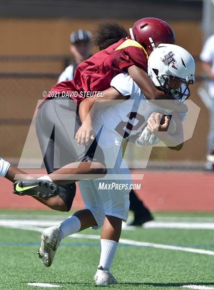 Thumbnail 2 in Johnson @ Encina Prep photogallery.