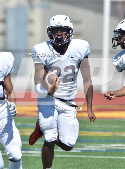 Thumbnail 2 in Johnson @ Encina Prep photogallery.
