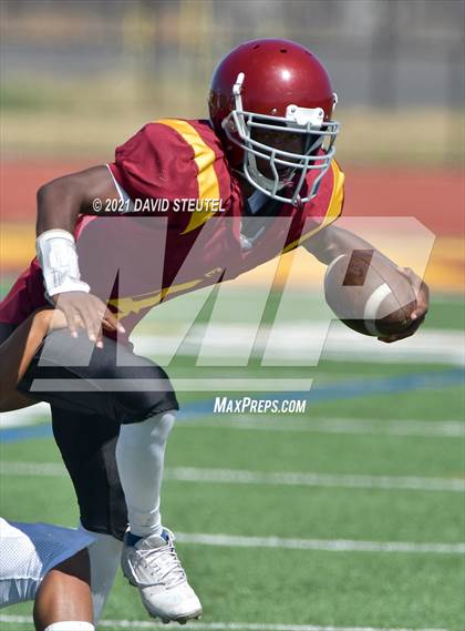 Thumbnail 1 in Johnson @ Encina Prep photogallery.