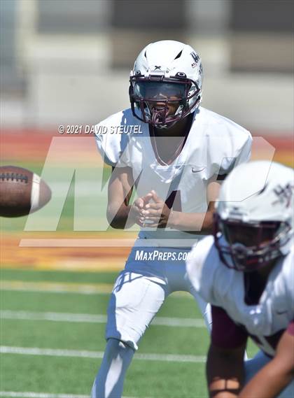 Thumbnail 3 in Johnson @ Encina Prep photogallery.