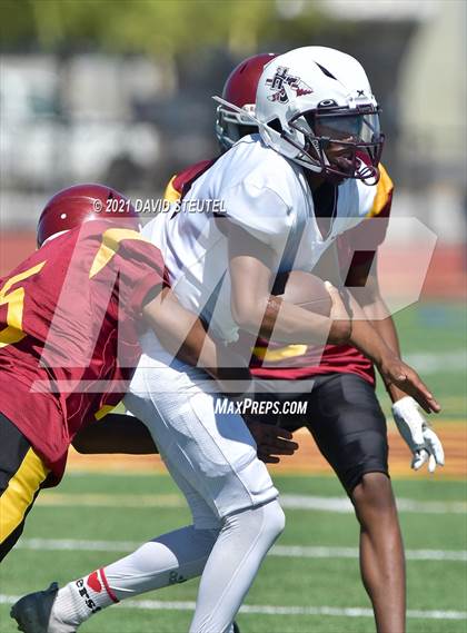 Thumbnail 2 in Johnson @ Encina Prep photogallery.