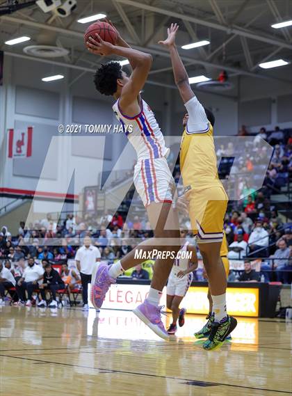 Thumbnail 2 in Richardson vs Duncanville (Whataburger Tournament) photogallery.