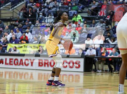 Thumbnail 2 in Richardson vs Duncanville (Whataburger Tournament) photogallery.