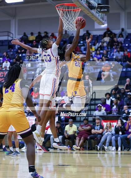 Thumbnail 3 in Richardson vs Duncanville (Whataburger Tournament) photogallery.