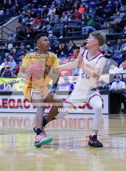 Thumbnail 2 in Richardson vs Duncanville (Whataburger Tournament) photogallery.