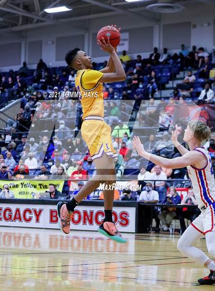 Thumbnail 1 in Richardson vs Duncanville (Whataburger Tournament) photogallery.