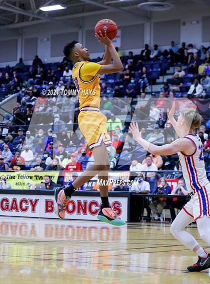 Thumbnail 2 in Richardson vs Duncanville (Whataburger Tournament) photogallery.