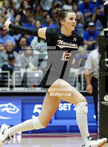 Thumbnail 1 in Jewett Leon vs. Nocona (UIL 2A D1 Volleyball Final) photogallery.