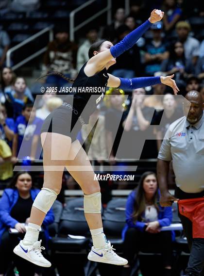 Thumbnail 3 in Jewett Leon vs. Nocona (UIL 2A D1 Volleyball Final) photogallery.