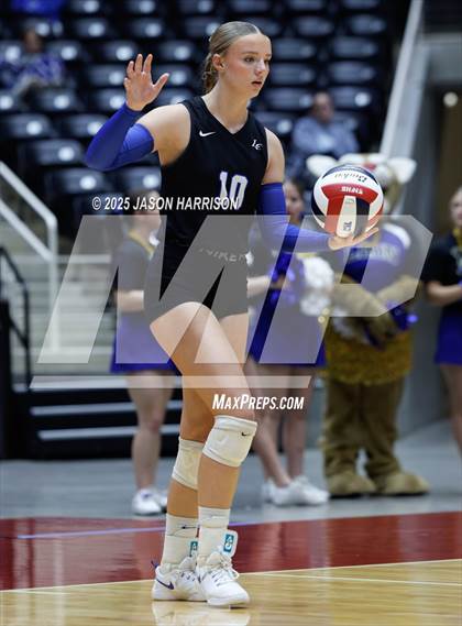 Thumbnail 2 in Jewett Leon vs. Nocona (UIL 2A D1 Volleyball Final) photogallery.