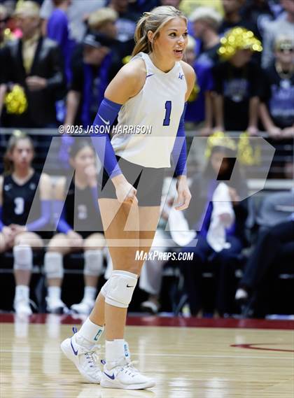 Thumbnail 2 in Jewett Leon vs. Nocona (UIL 2A D1 Volleyball Final) photogallery.