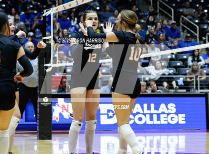Thumbnail 1 in Jewett Leon vs. Nocona (UIL 2A D1 Volleyball Final) photogallery.