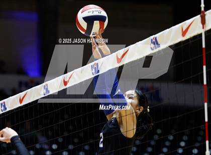Thumbnail 3 in Jewett Leon vs. Nocona (UIL 2A D1 Volleyball Final) photogallery.