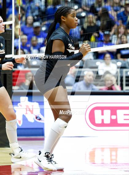Thumbnail 3 in Jewett Leon vs. Nocona (UIL 2A D1 Volleyball Final) photogallery.
